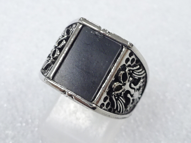 Japanese Kimono / Antique Accessories Metal